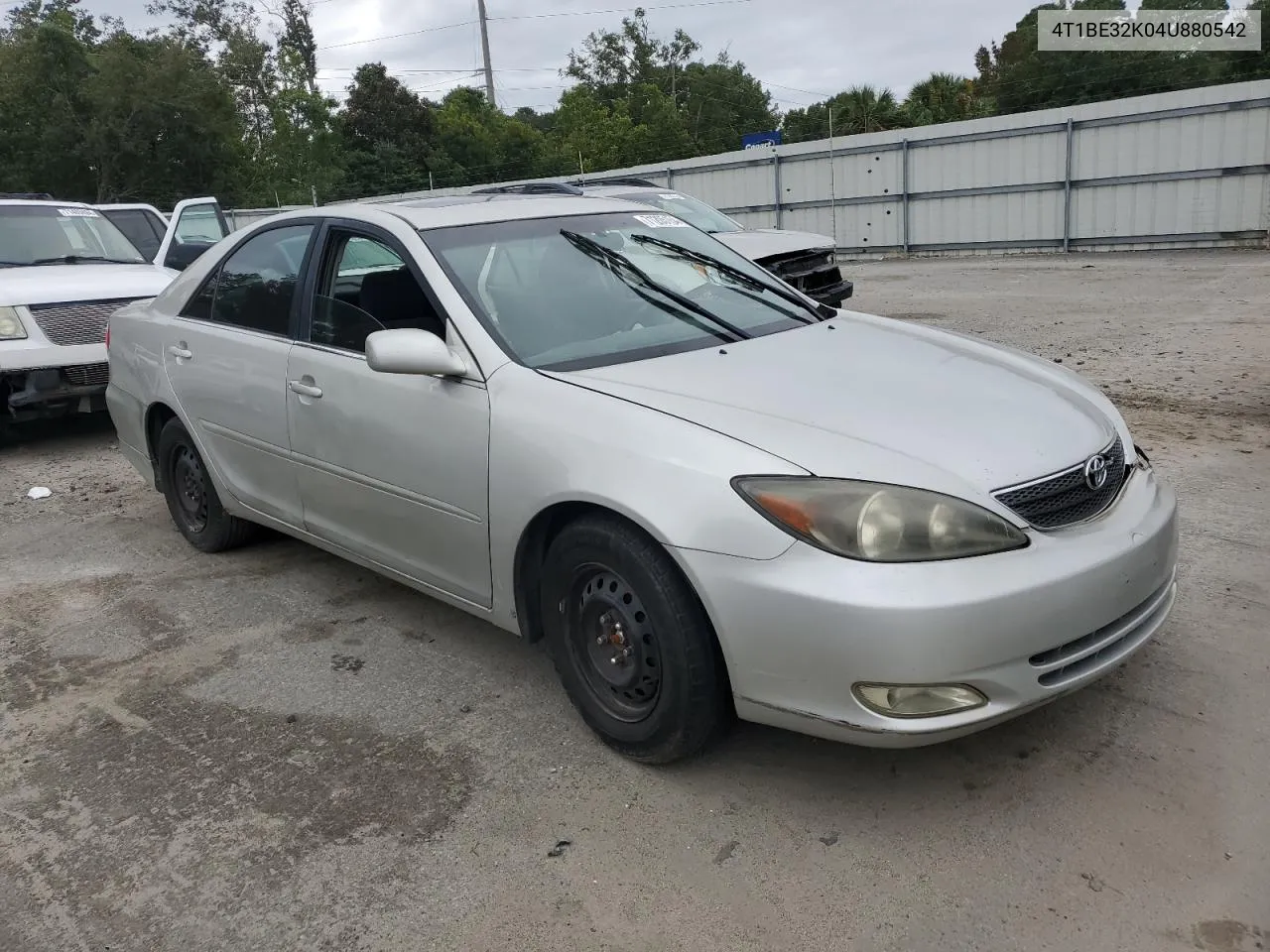 2004 Toyota Camry Le VIN: 4T1BE32K04U880542 Lot: 71205154