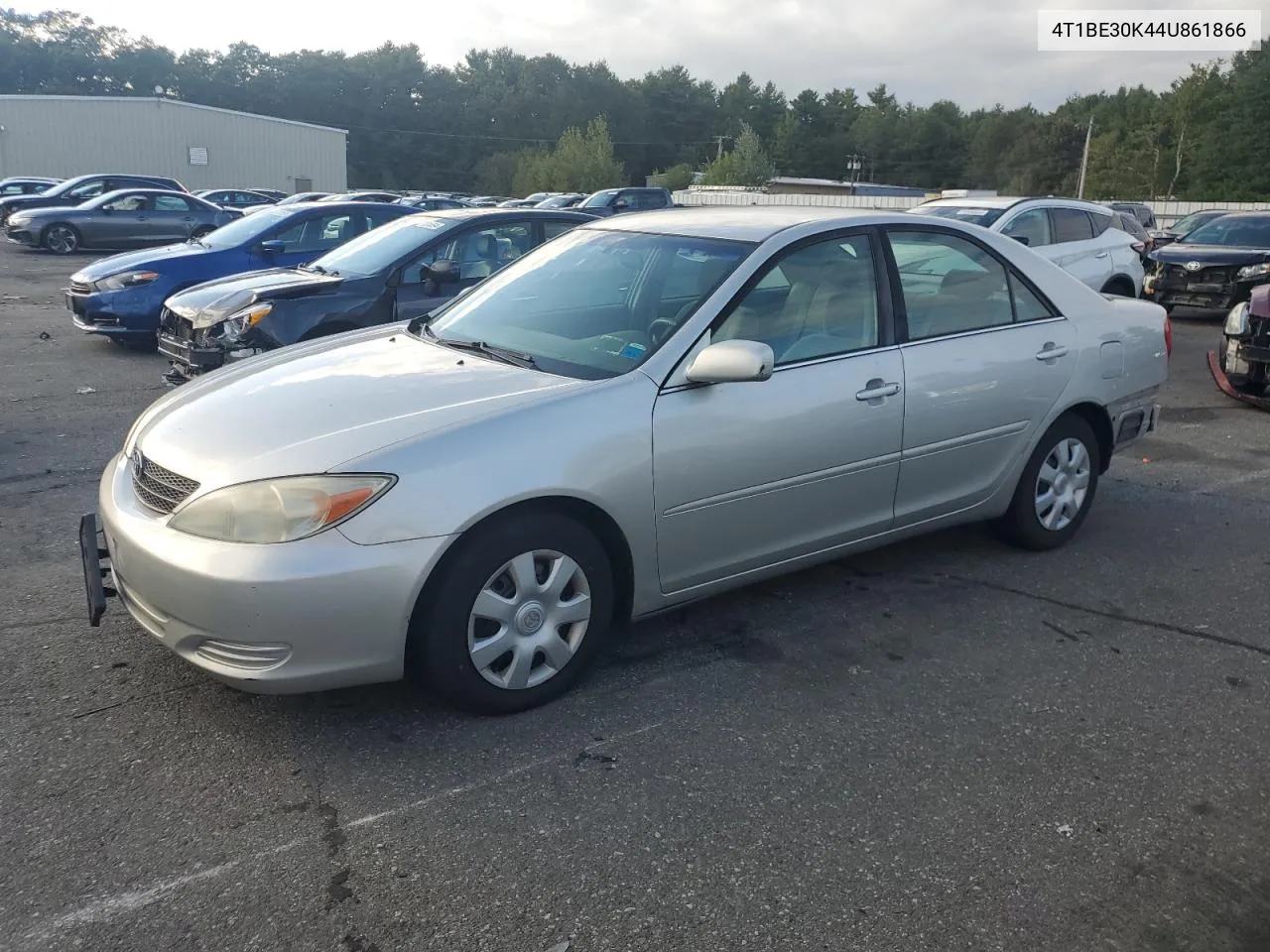 4T1BE30K44U861866 2004 Toyota Camry Le