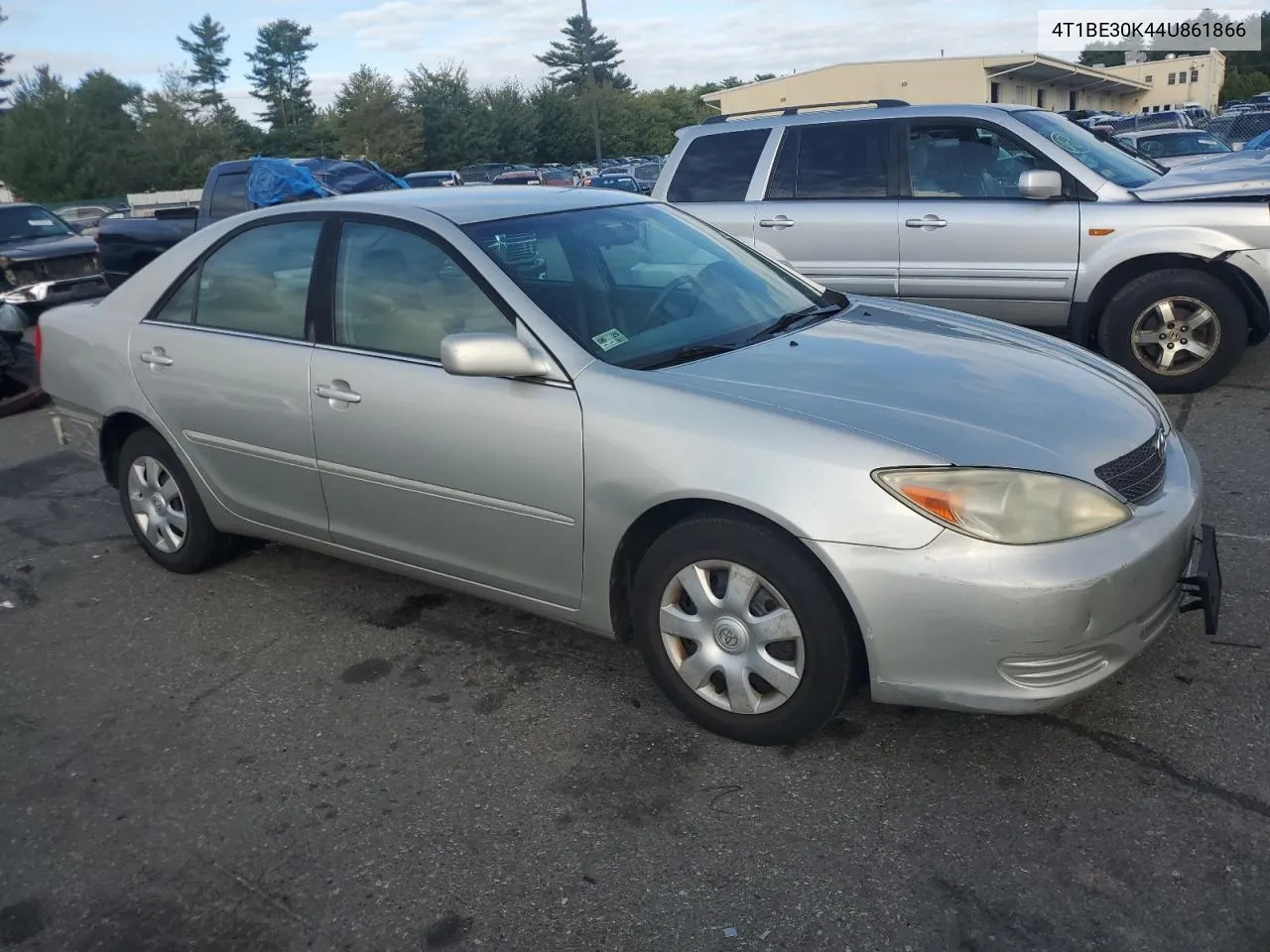 4T1BE30K44U861866 2004 Toyota Camry Le