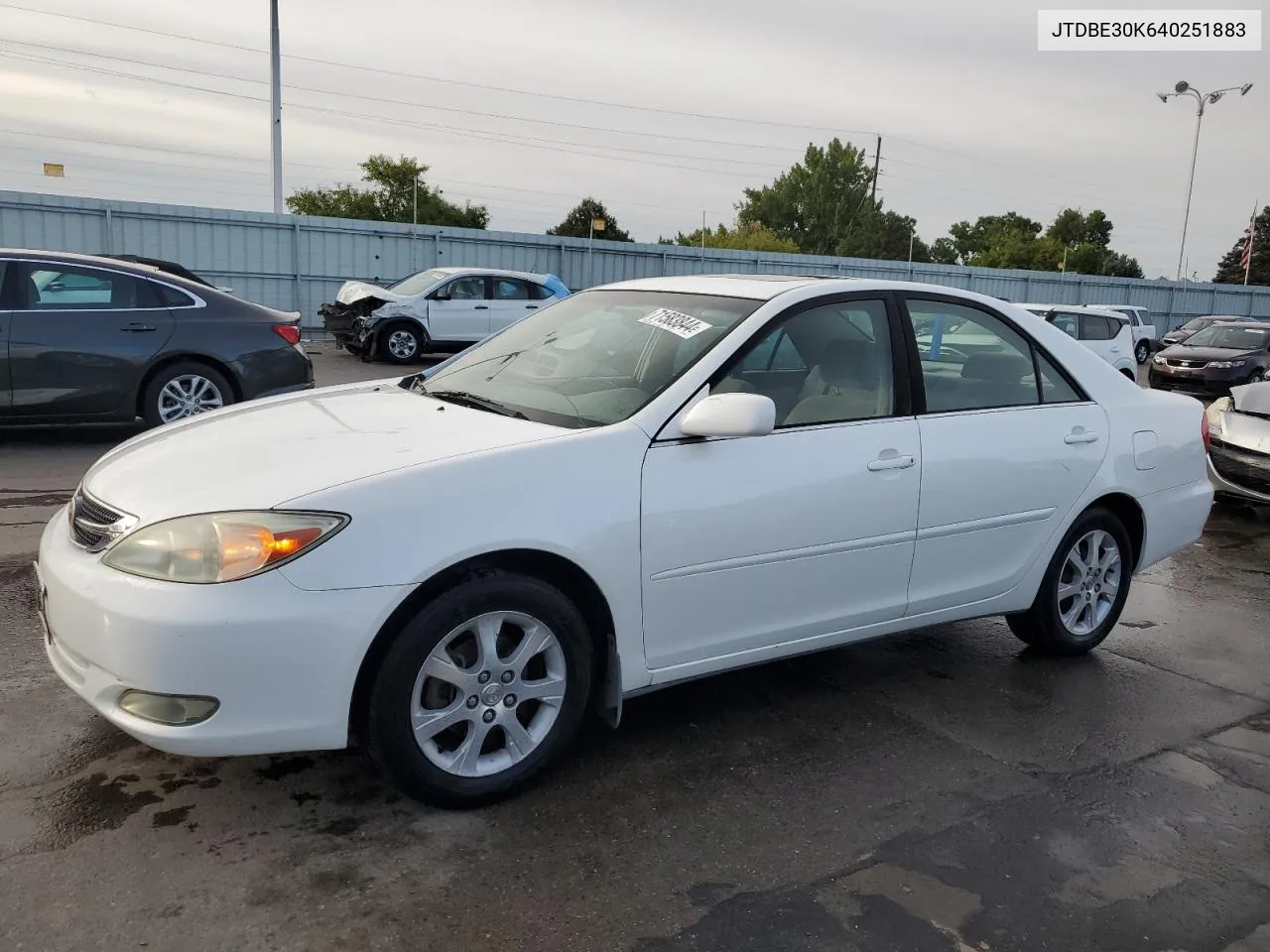 2004 Toyota Camry Le VIN: JTDBE30K640251883 Lot: 71583844