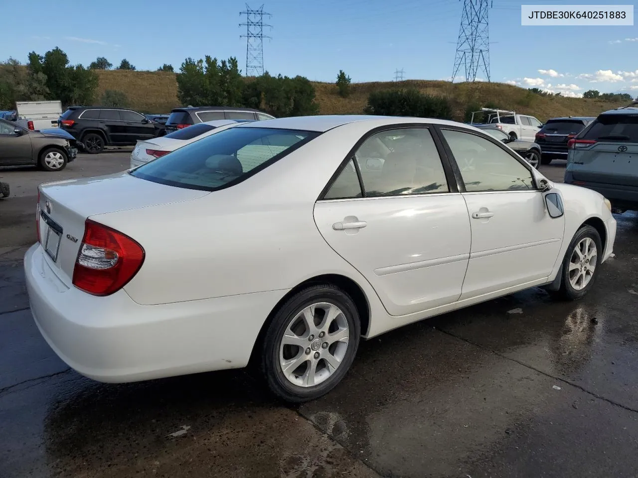 2004 Toyota Camry Le VIN: JTDBE30K640251883 Lot: 71583844