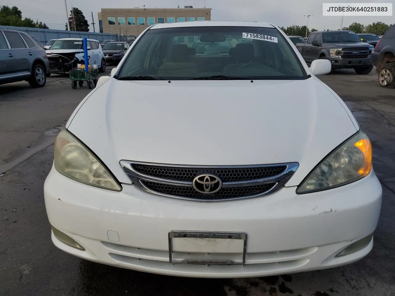 2004 Toyota Camry Le VIN: JTDBE30K640251883 Lot: 71583844