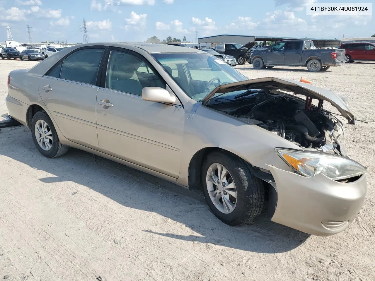 2004 Toyota Camry Le VIN: 4T1BF30K74U081924 Lot: 71636044