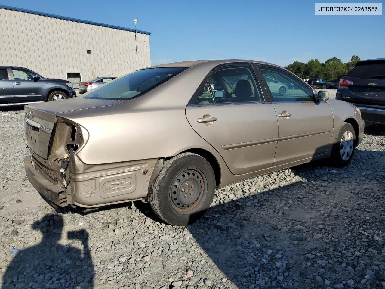 2004 Toyota Camry Le VIN: JTDBE32K040263556 Lot: 72026504