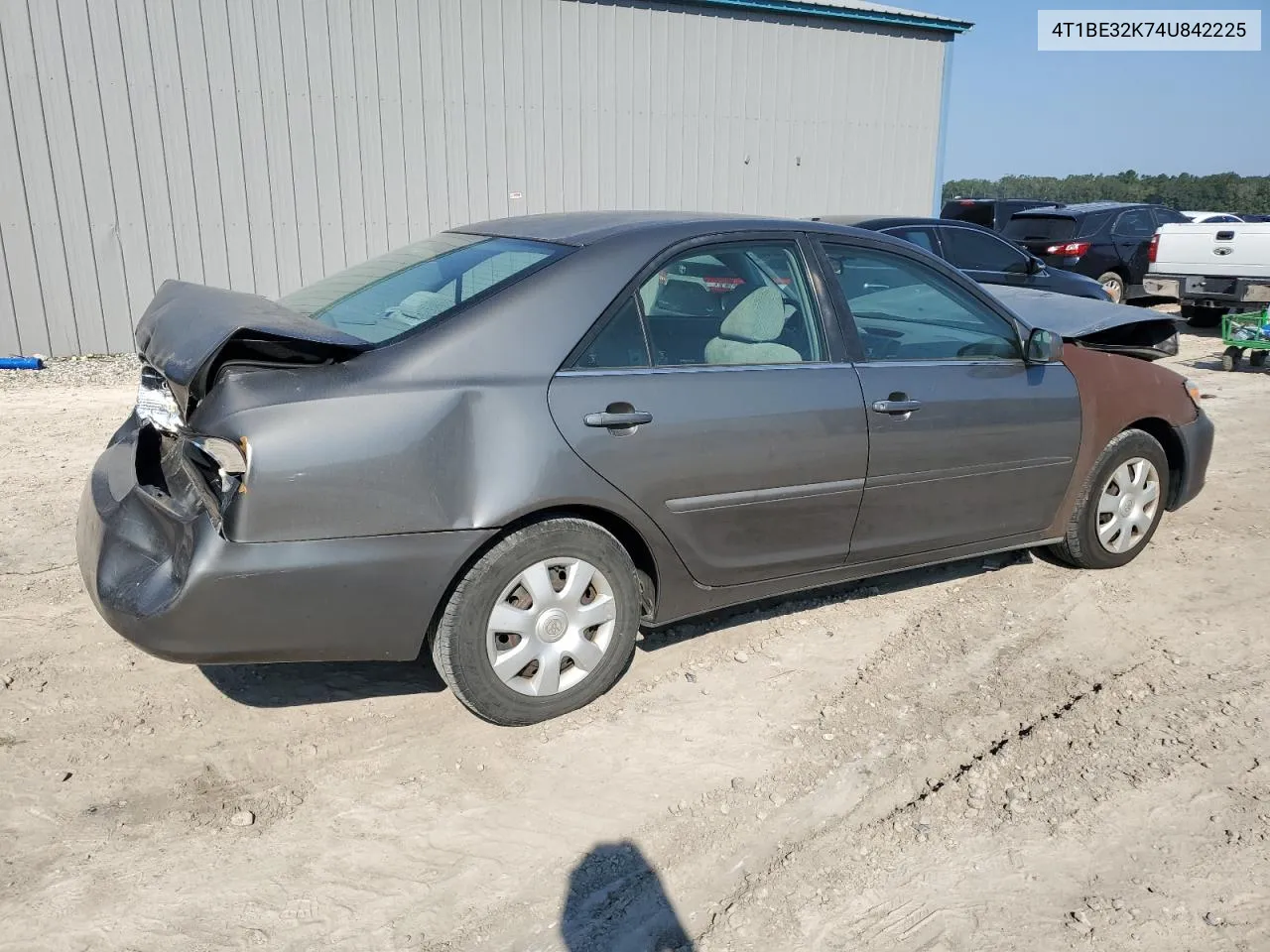 2004 Toyota Camry Le VIN: 4T1BE32K74U842225 Lot: 72564644