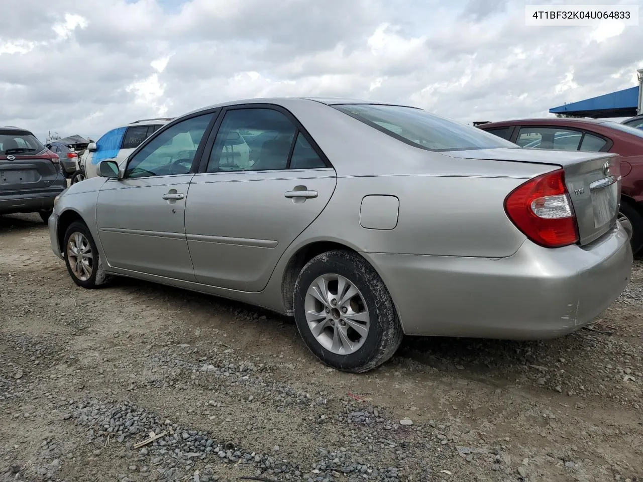 2004 Toyota Camry Le VIN: 4T1BF32K04U064833 Lot: 72568504