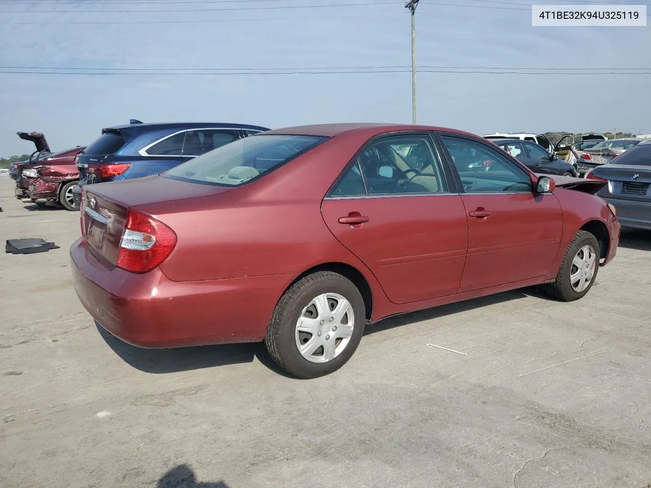 2004 Toyota Camry Le VIN: 4T1BE32K94U325119 Lot: 72611704