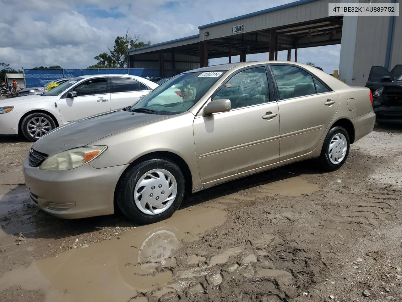 2004 Toyota Camry Le VIN: 4T1BE32K14U889752 Lot: 73363114