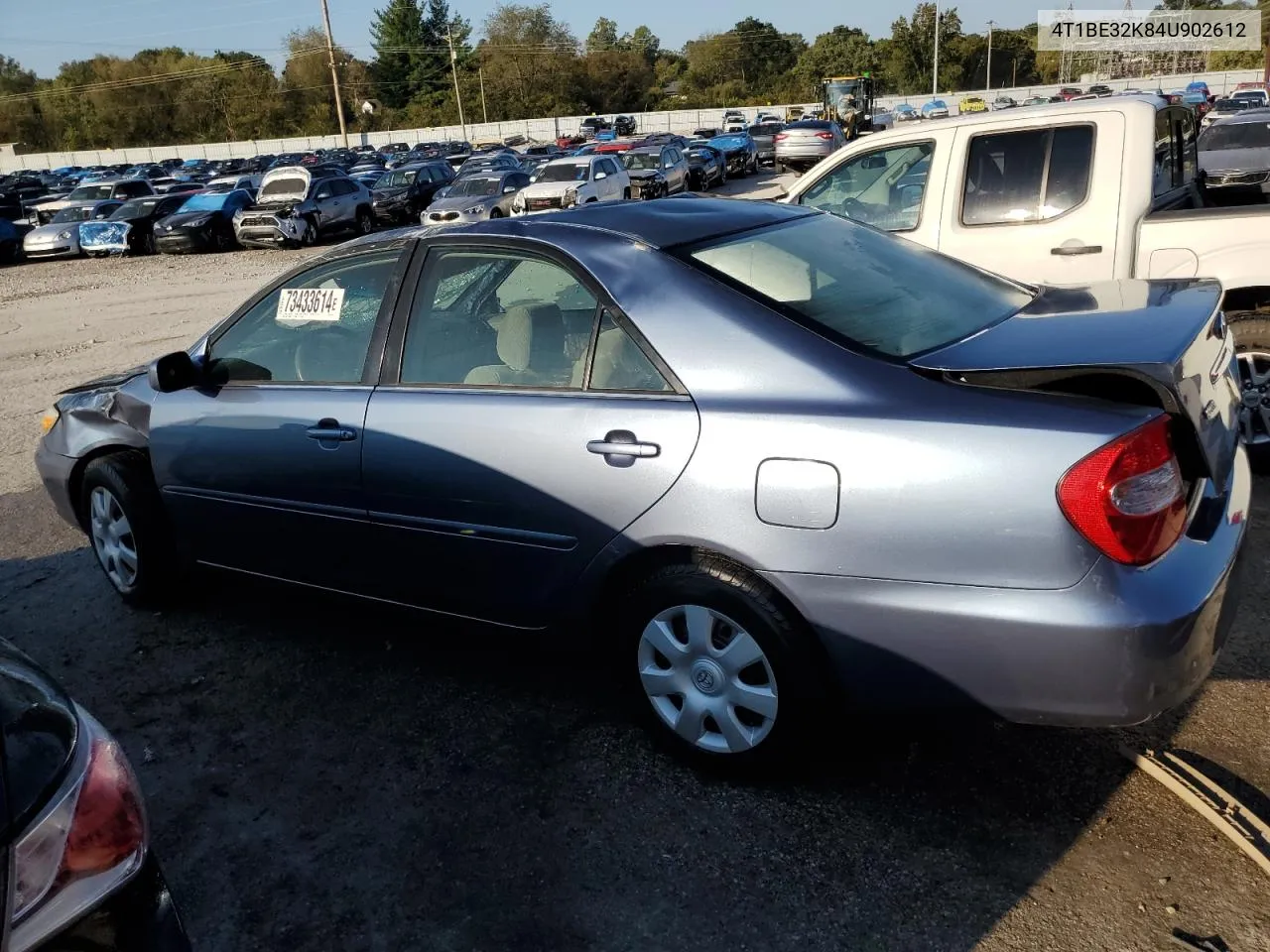 2004 Toyota Camry Le VIN: 4T1BE32K84U902612 Lot: 73433614