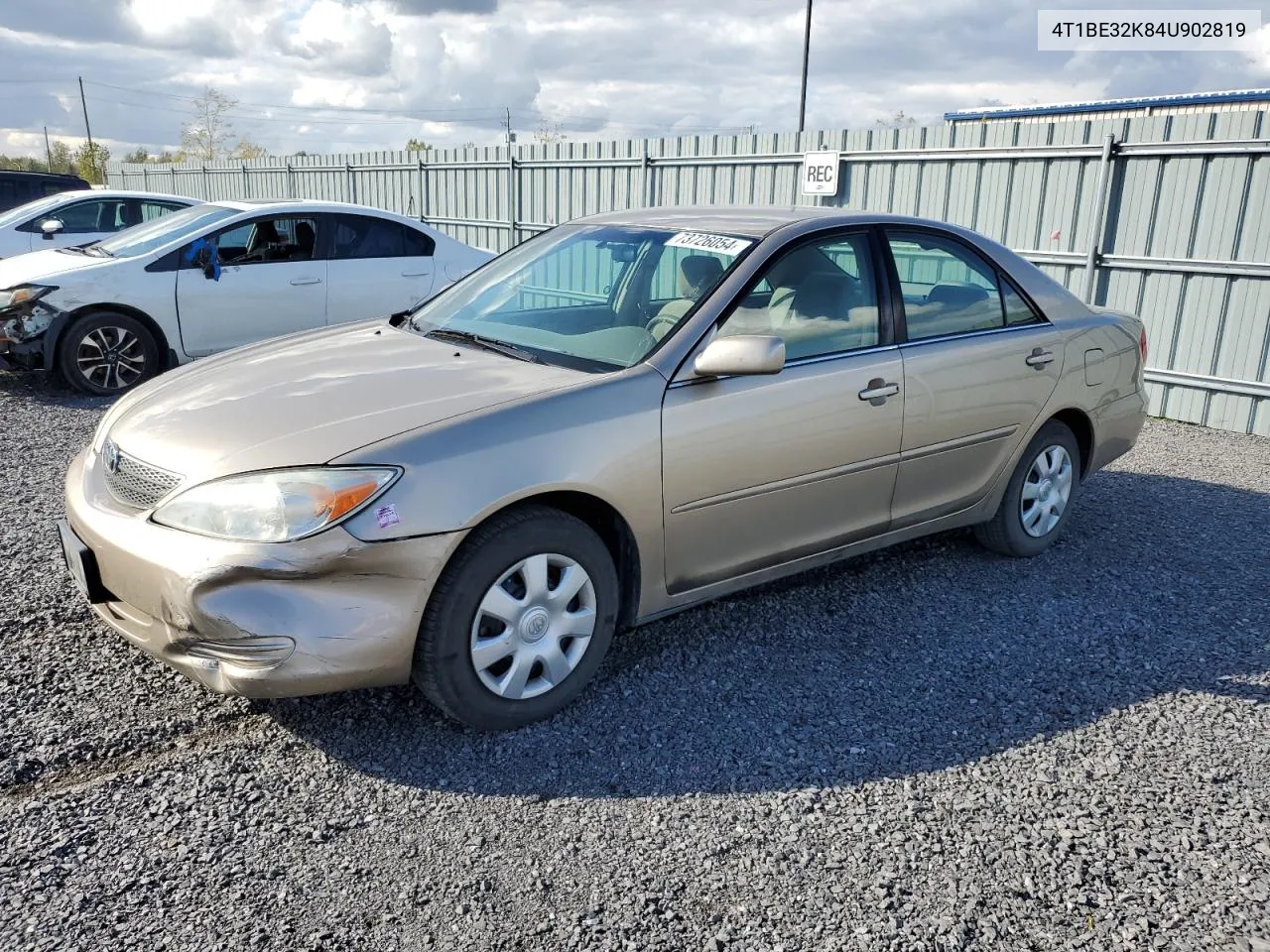 2004 Toyota Camry Le VIN: 4T1BE32K84U902819 Lot: 73726054