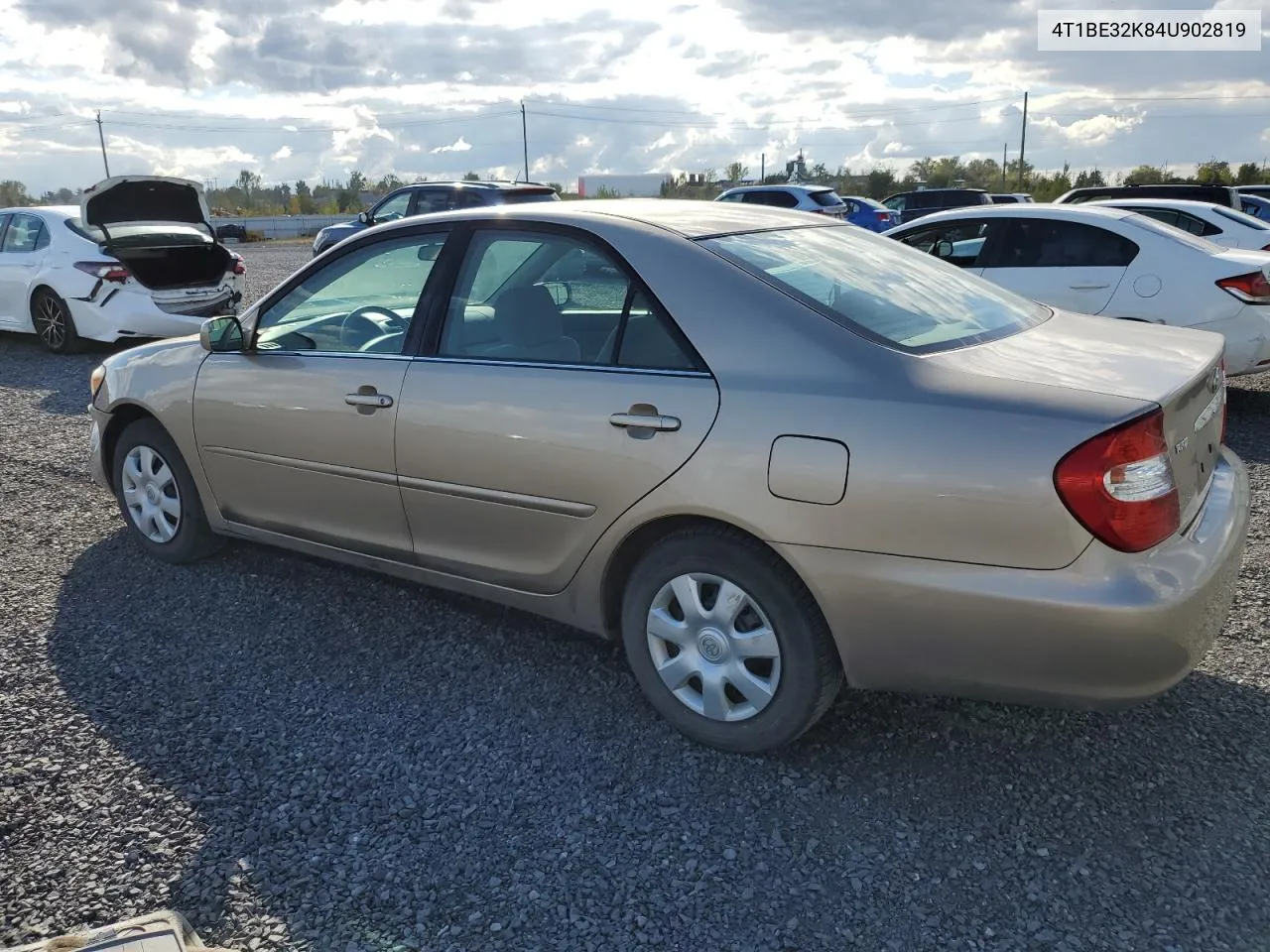 2004 Toyota Camry Le VIN: 4T1BE32K84U902819 Lot: 73726054