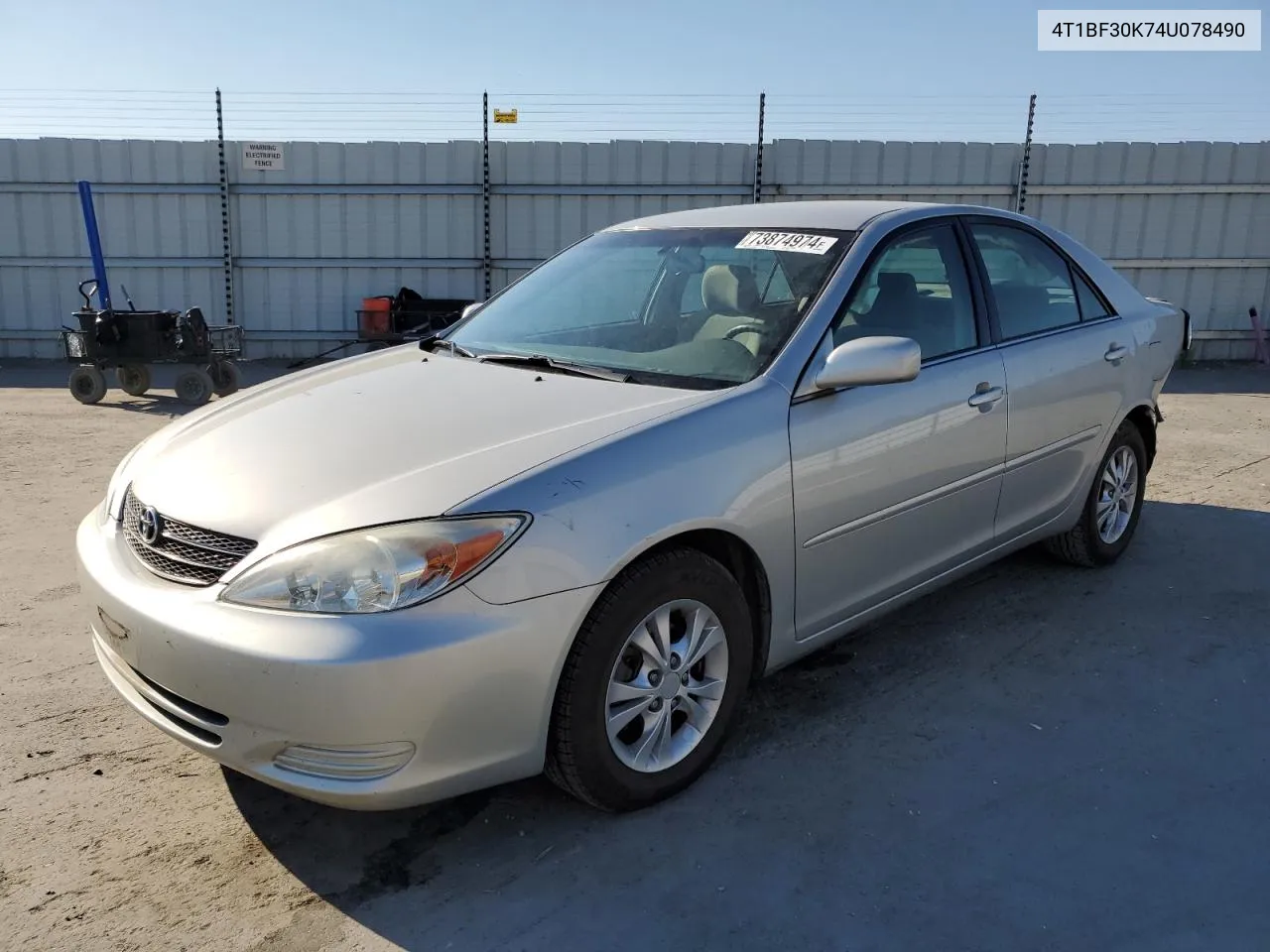 2004 Toyota Camry Le VIN: 4T1BF30K74U078490 Lot: 73874974