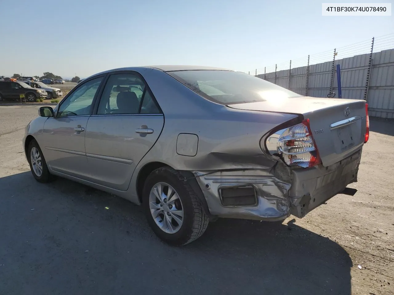 2004 Toyota Camry Le VIN: 4T1BF30K74U078490 Lot: 73874974