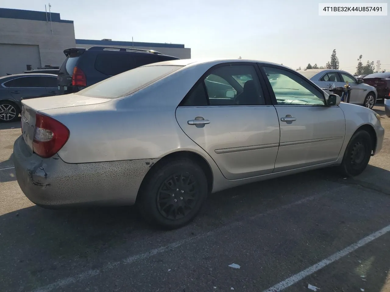 2004 Toyota Camry Le VIN: 4T1BE32K44U857491 Lot: 73895044