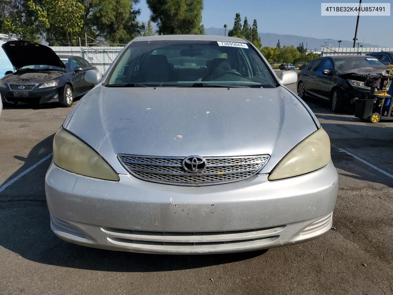 2004 Toyota Camry Le VIN: 4T1BE32K44U857491 Lot: 73895044