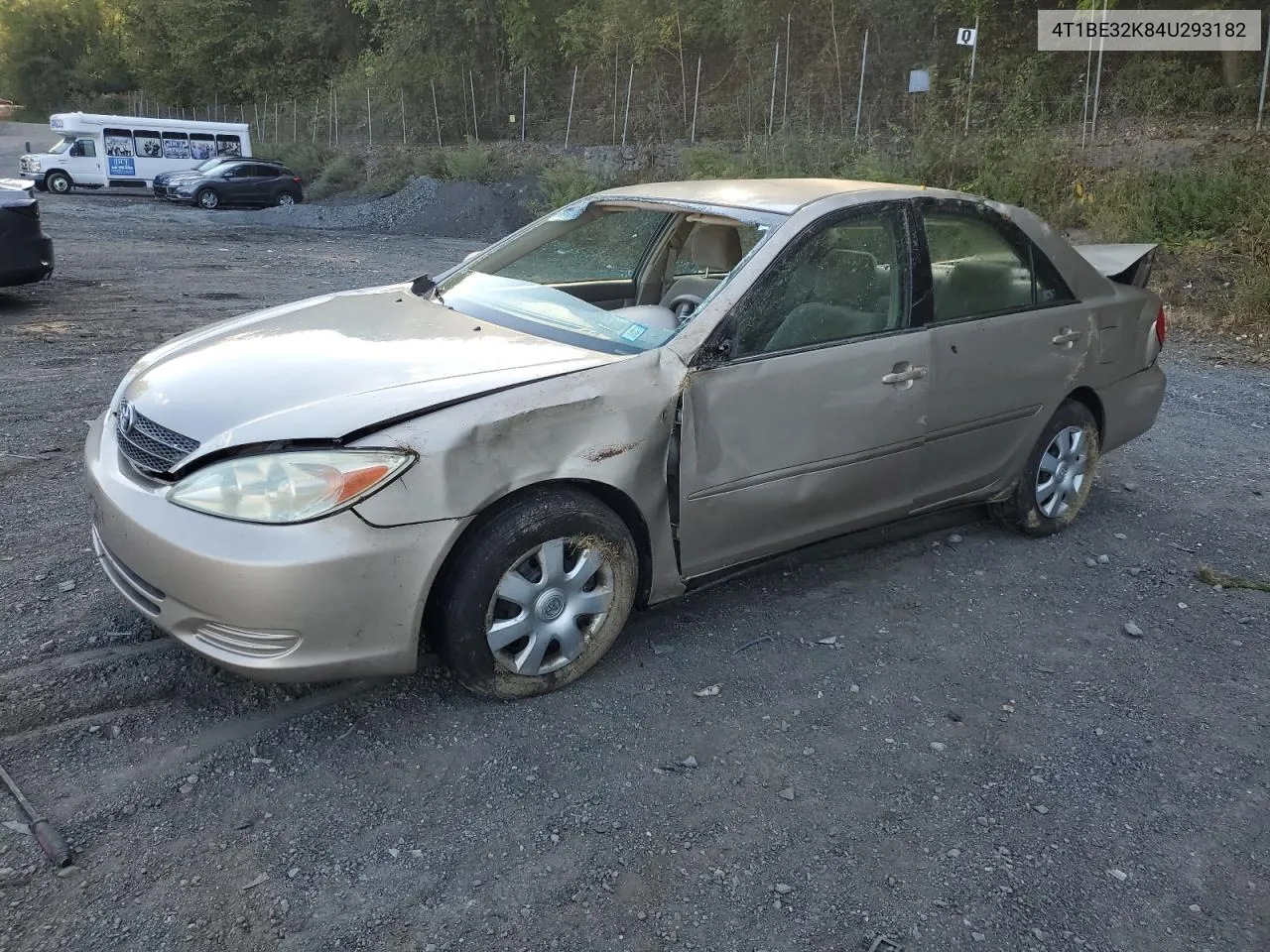 2004 Toyota Camry Le VIN: 4T1BE32K84U293182 Lot: 74183624