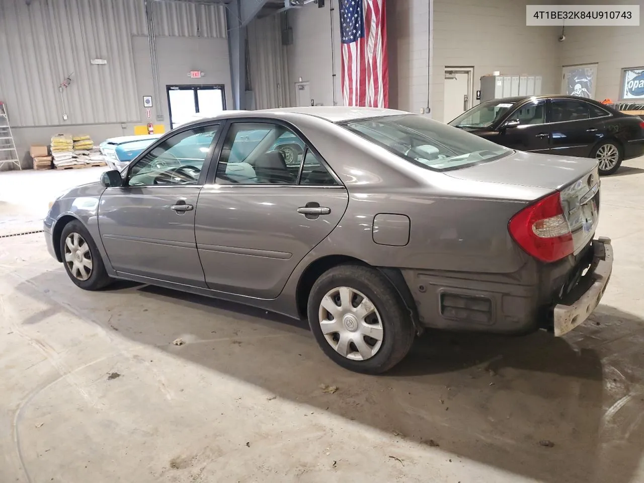 2004 Toyota Camry Le VIN: 4T1BE32K84U910743 Lot: 74249934