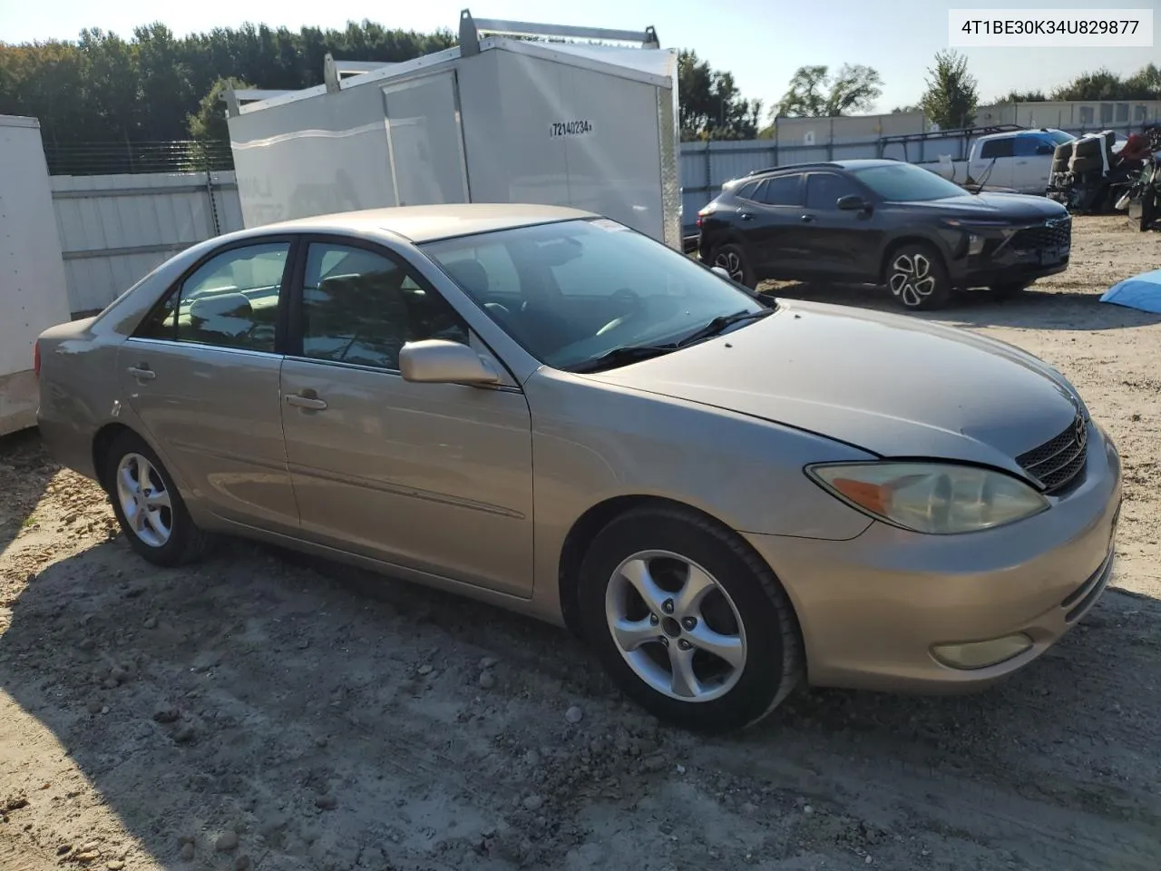 2004 Toyota Camry Le VIN: 4T1BE30K34U829877 Lot: 74463724