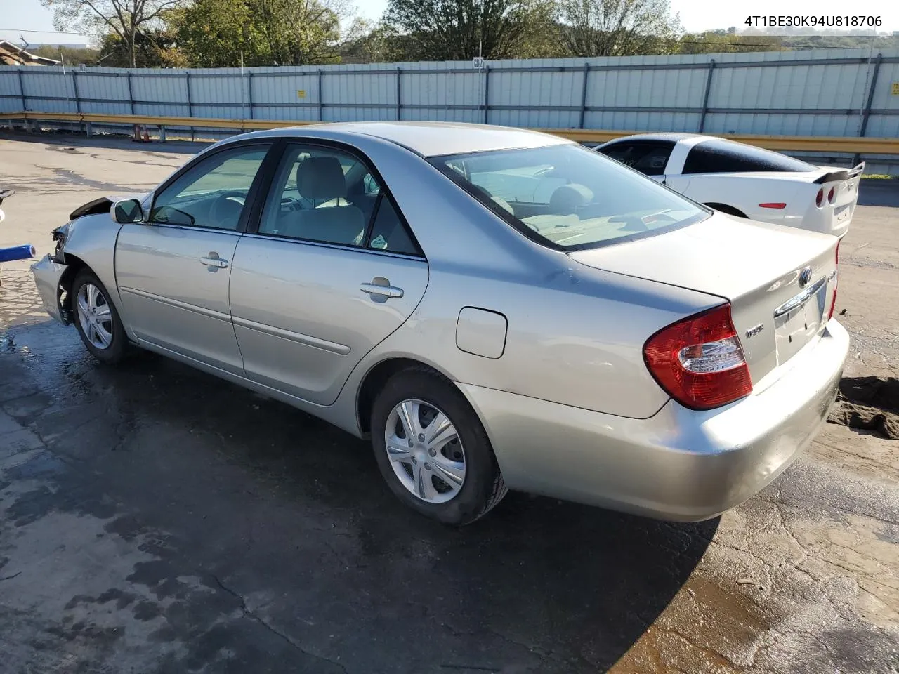 2004 Toyota Camry Le VIN: 4T1BE30K94U818706 Lot: 74489784