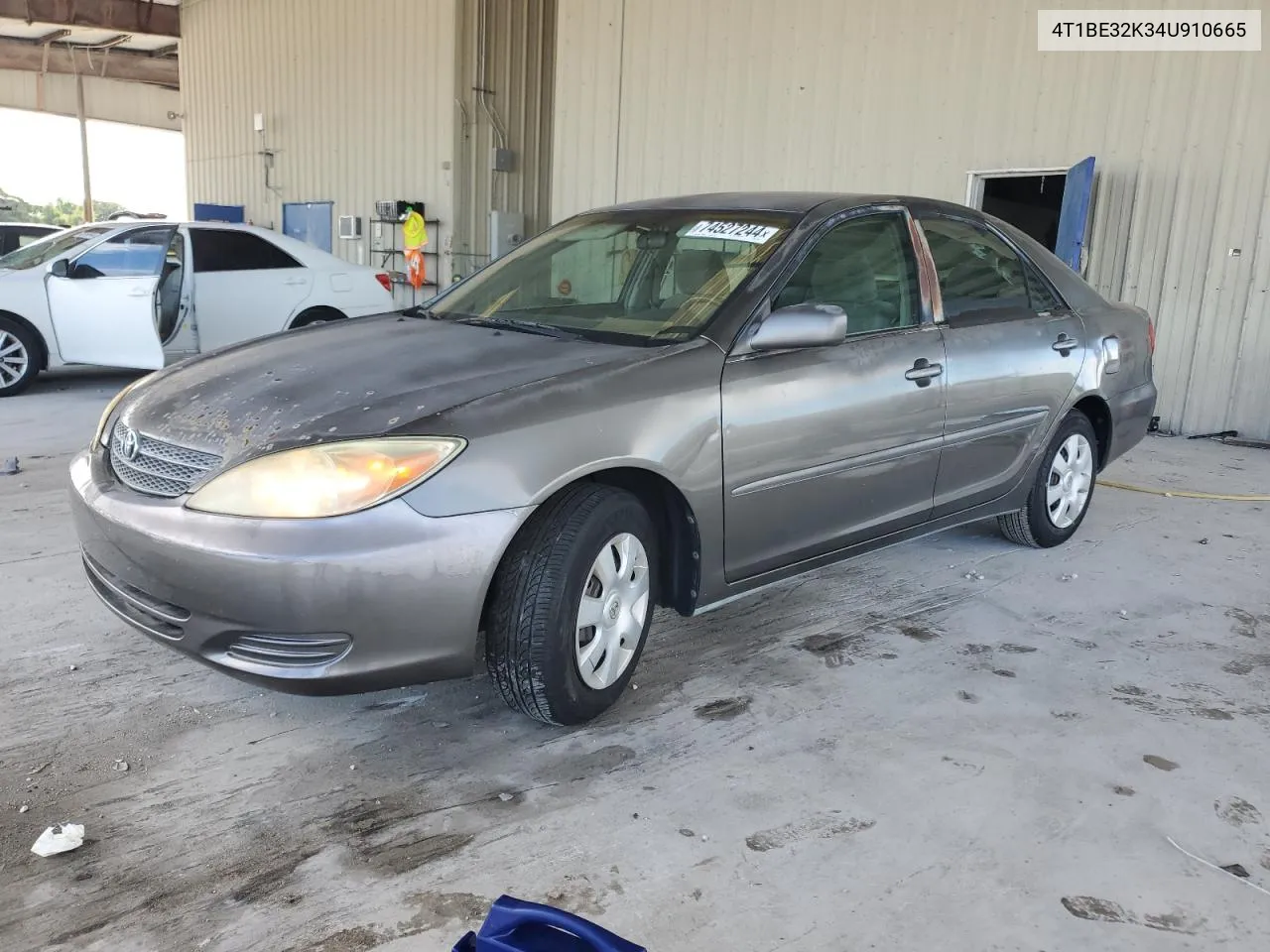 2004 Toyota Camry Le VIN: 4T1BE32K34U910665 Lot: 74527244