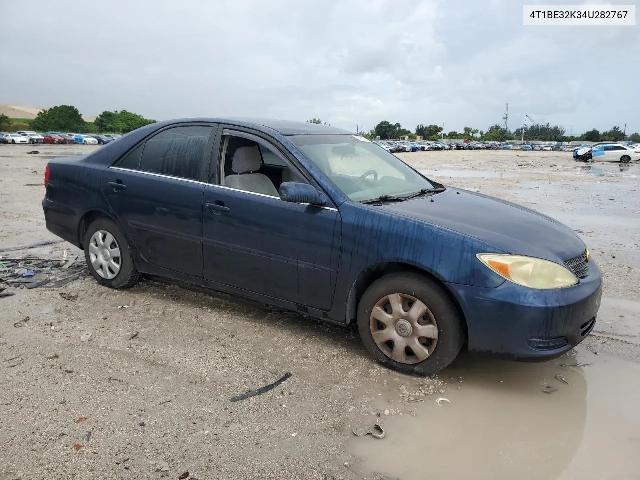 2004 Toyota Camry Le VIN: 4T1BE32K34U282767 Lot: 74707914