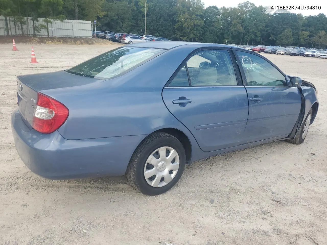 2004 Toyota Camry Le VIN: 4T1BE32K74U794810 Lot: 74731714