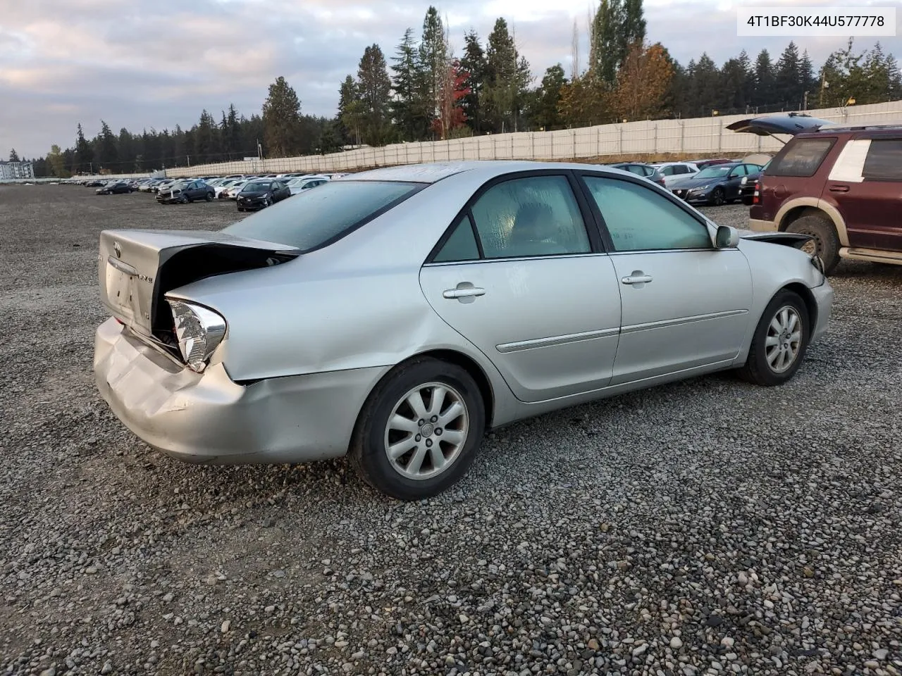 2004 Toyota Camry Le VIN: 4T1BF30K44U577778 Lot: 74992964