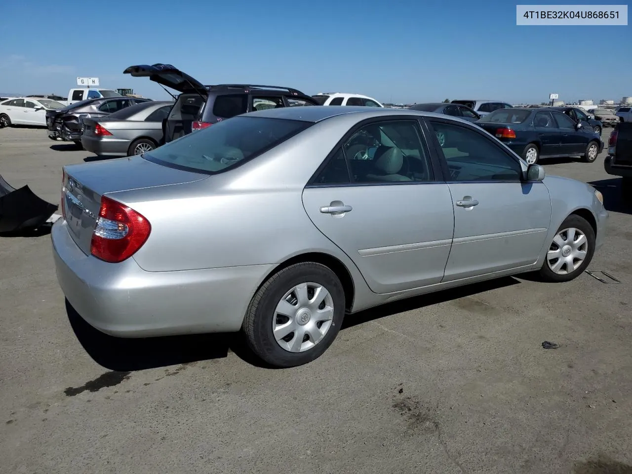 2004 Toyota Camry Le VIN: 4T1BE32K04U868651 Lot: 75065624