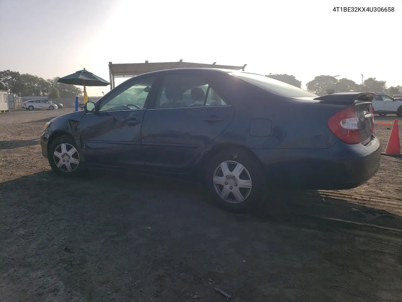 2004 Toyota Camry Le VIN: 4T1BE32KX4U306658 Lot: 75320804