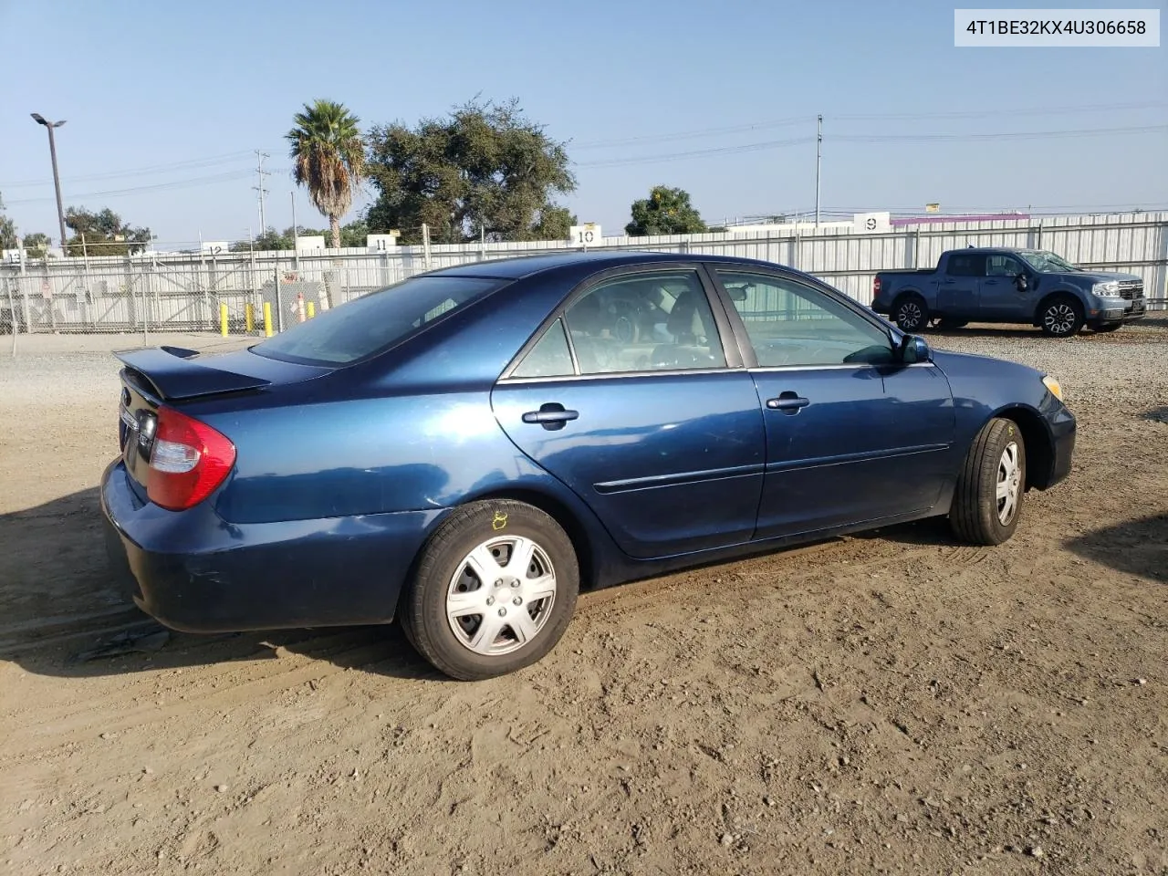 2004 Toyota Camry Le VIN: 4T1BE32KX4U306658 Lot: 75320804