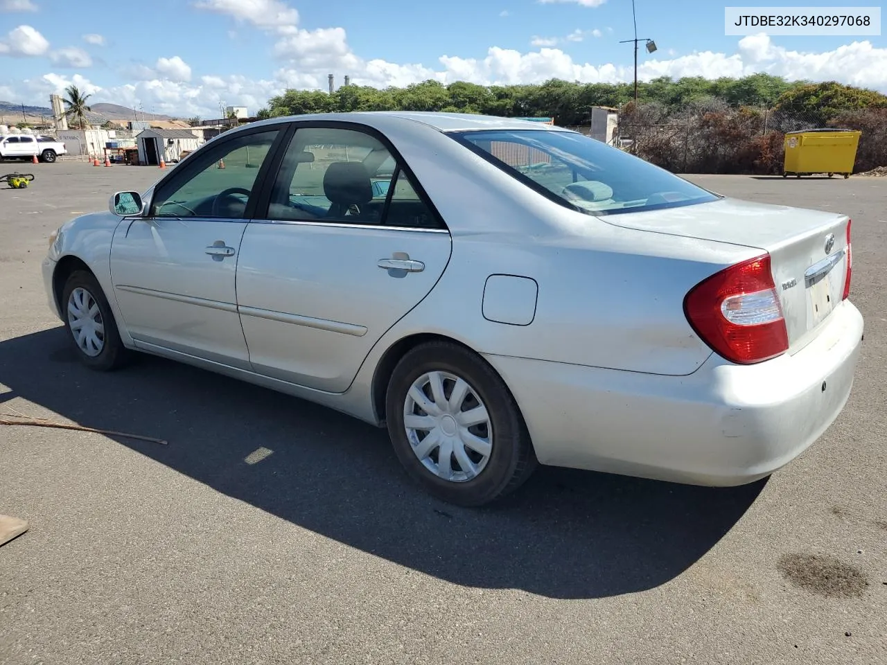 2004 Toyota Camry Le VIN: JTDBE32K340297068 Lot: 75328394