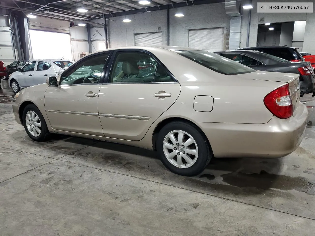 2004 Toyota Camry Le VIN: 4T1BF30K74U576057 Lot: 75514814