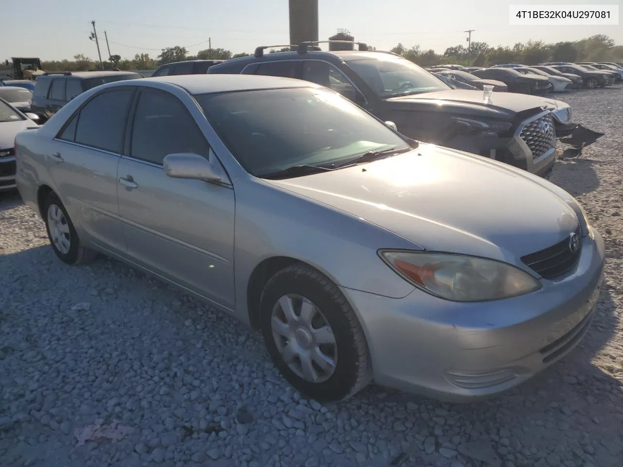 4T1BE32K04U297081 2004 Toyota Camry Le