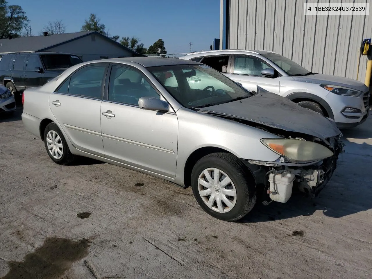 2004 Toyota Camry Le VIN: 4T1BE32K24U372539 Lot: 75745124