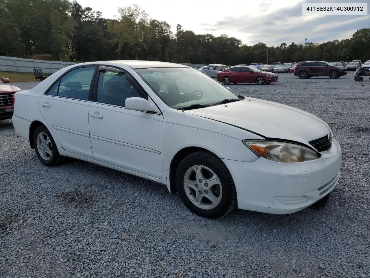 2004 Toyota Camry Le VIN: 4T1BE32K14U300912 Lot: 76244484