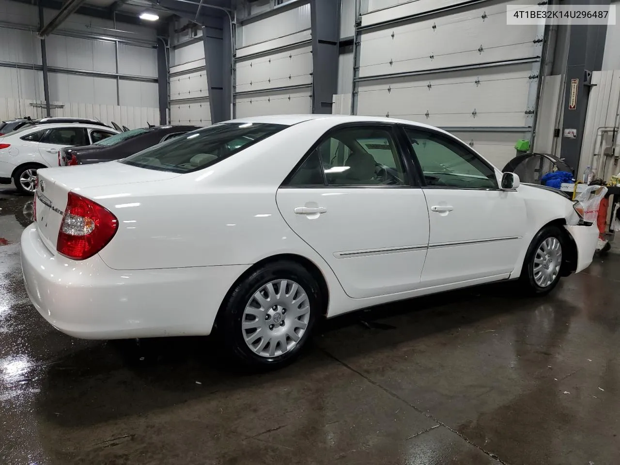 2004 Toyota Camry Le VIN: 4T1BE32K14U296487 Lot: 76387654