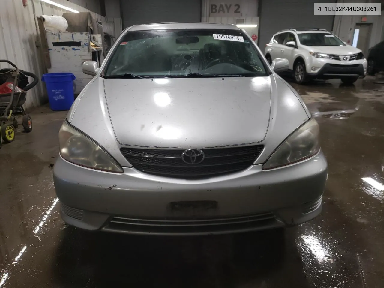 2004 Toyota Camry Le VIN: 4T1BE32K44U308261 Lot: 76916974