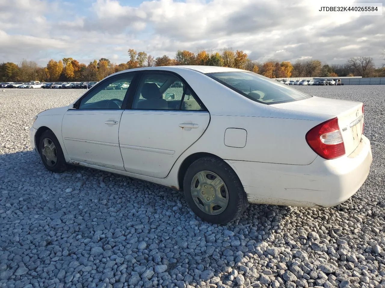 JTDBE32K440265584 2004 Toyota Camry Le