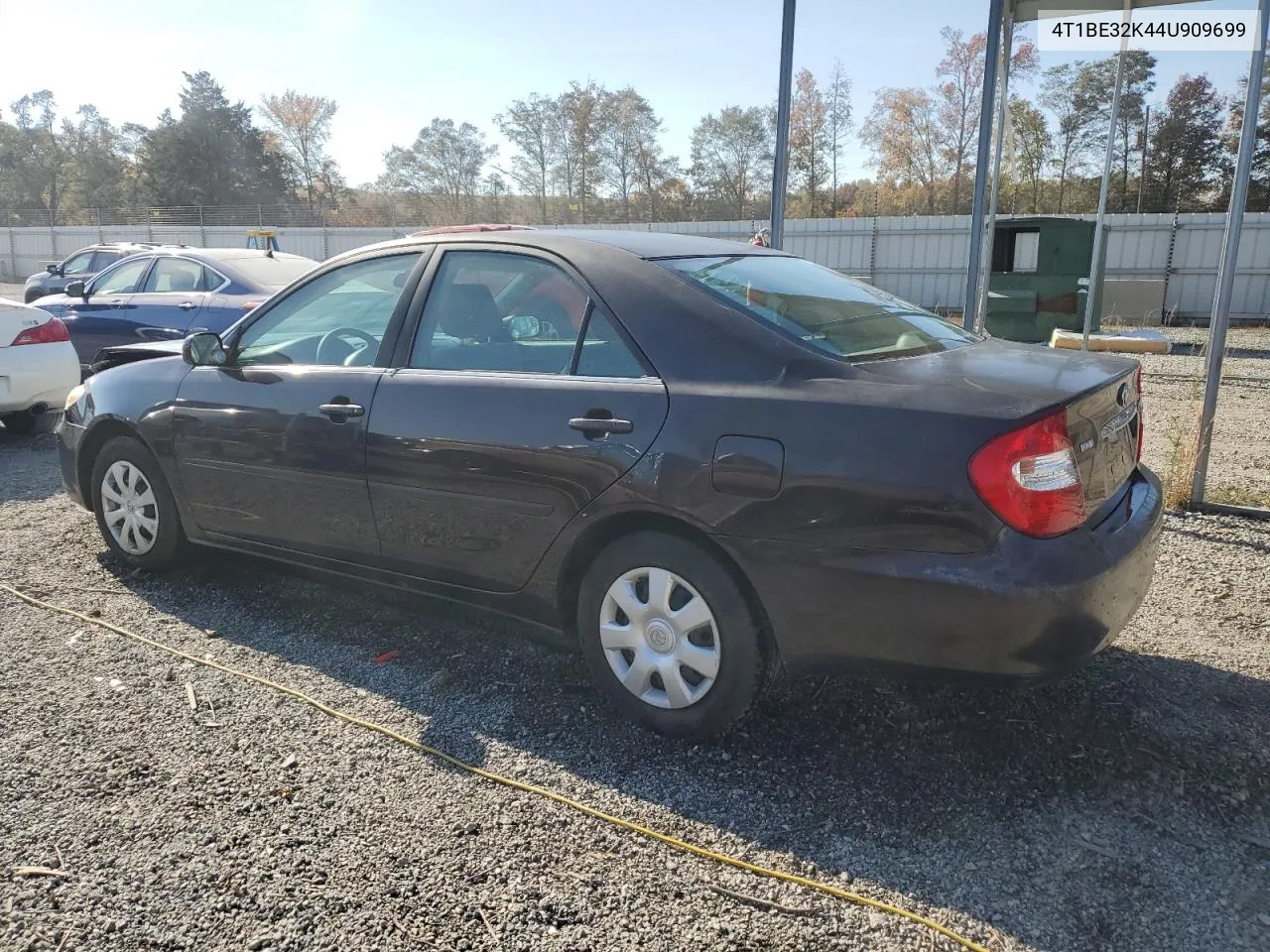 2004 Toyota Camry Le VIN: 4T1BE32K44U909699 Lot: 77548714