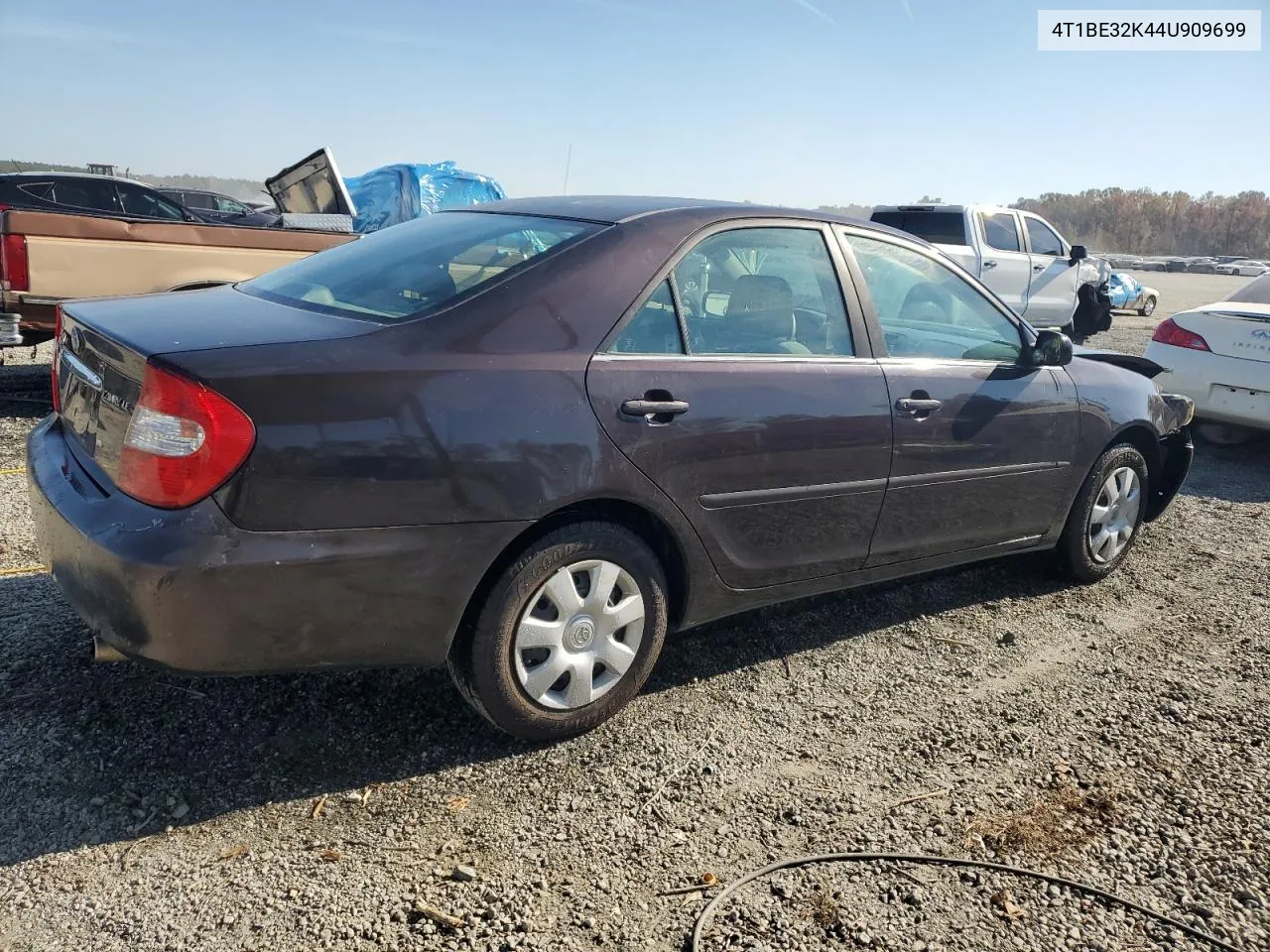 2004 Toyota Camry Le VIN: 4T1BE32K44U909699 Lot: 77548714