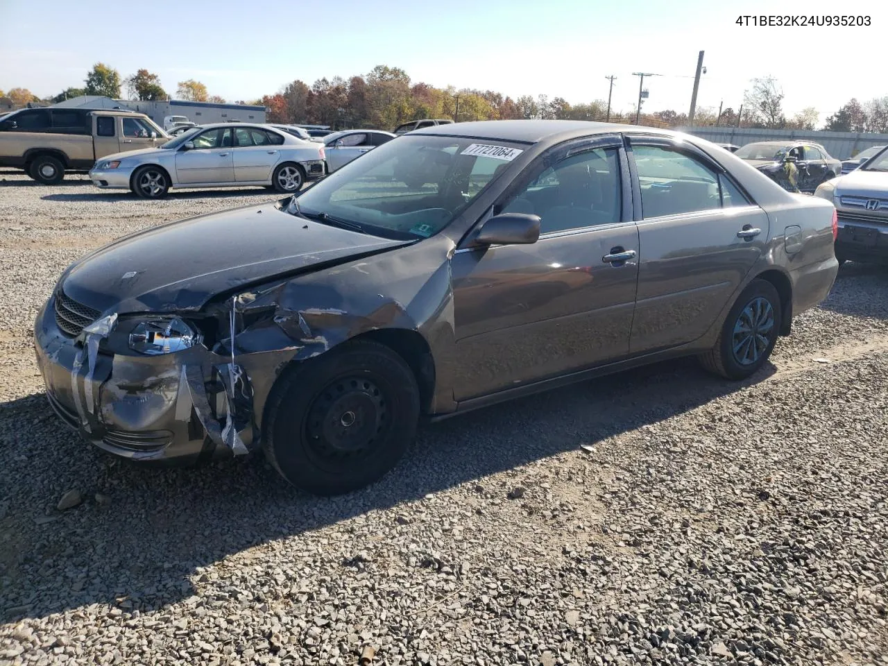 2004 Toyota Camry Le VIN: 4T1BE32K24U935203 Lot: 77727064