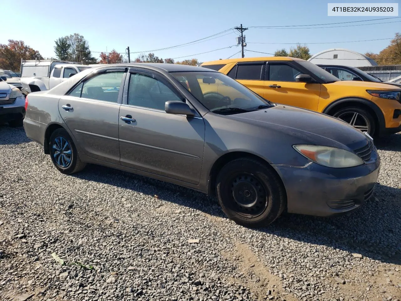 2004 Toyota Camry Le VIN: 4T1BE32K24U935203 Lot: 77727064