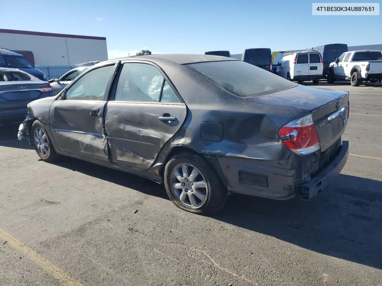 2004 Toyota Camry Le VIN: 4T1BE30K34U887651 Lot: 77820394