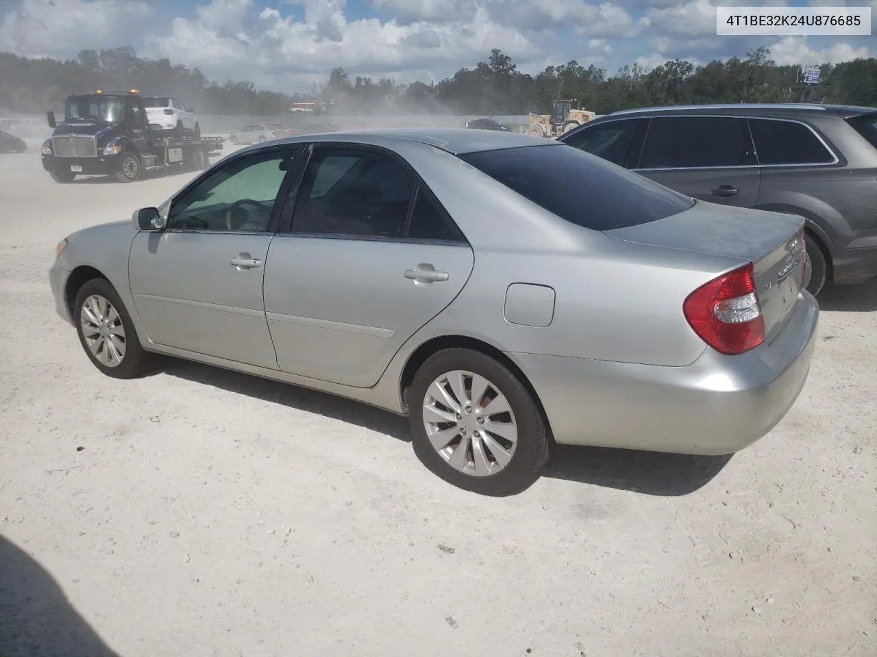 2004 Toyota Camry Le VIN: 4T1BE32K24U876685 Lot: 77876314