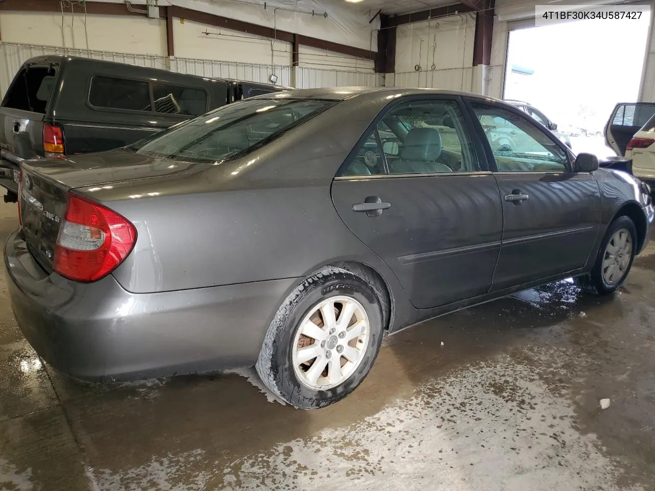 2004 Toyota Camry Le VIN: 4T1BF30K34U587427 Lot: 78214354