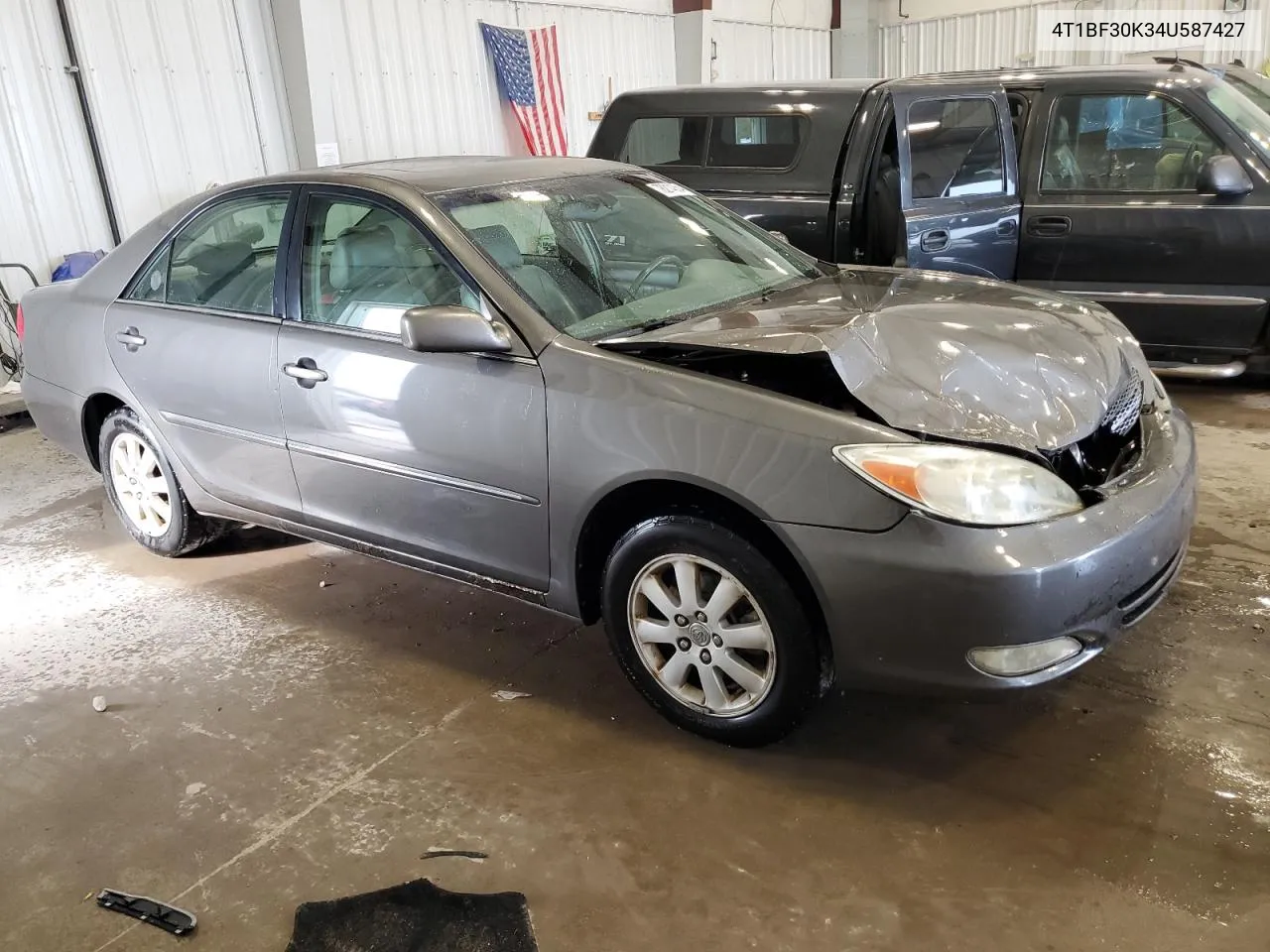 2004 Toyota Camry Le VIN: 4T1BF30K34U587427 Lot: 78214354