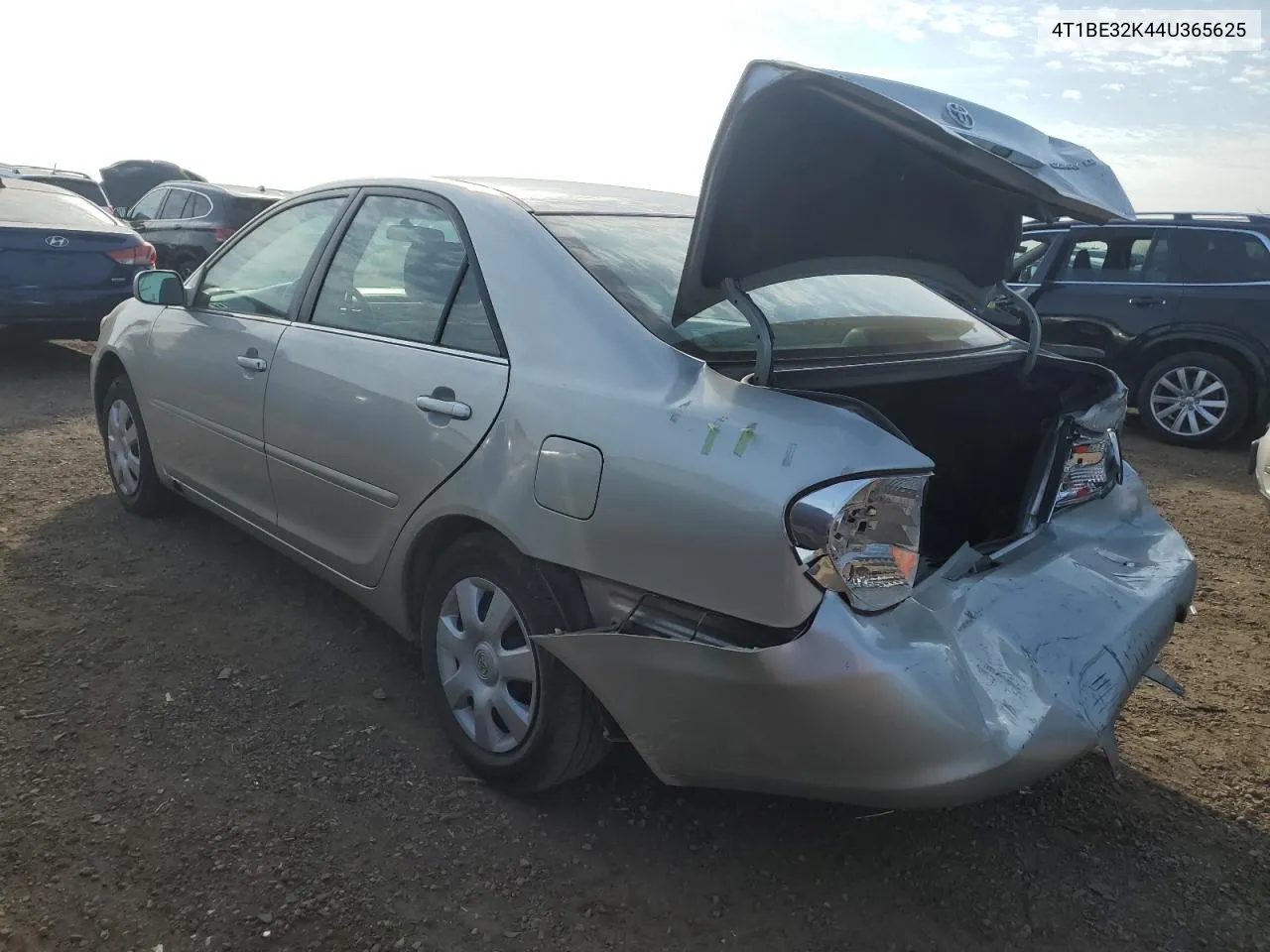 2004 Toyota Camry Le VIN: 4T1BE32K44U365625 Lot: 78271724