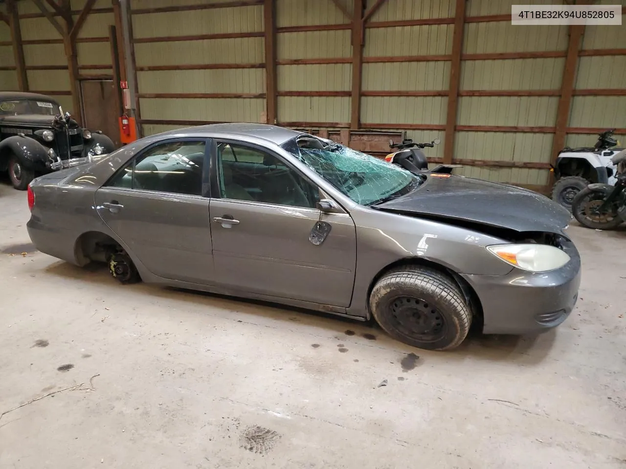 4T1BE32K94U852805 2004 Toyota Camry Le