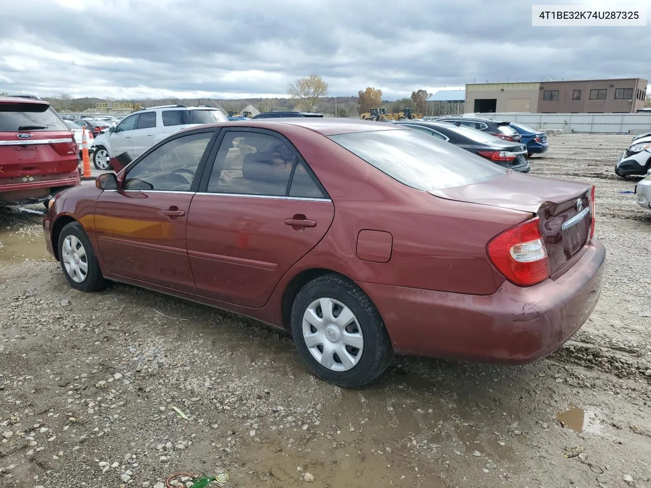 2004 Toyota Camry Le VIN: 4T1BE32K74U287325 Lot: 79483654