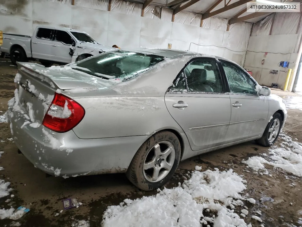 2004 Toyota Camry Le VIN: 4T1BE30K24U857332 Lot: 79970694